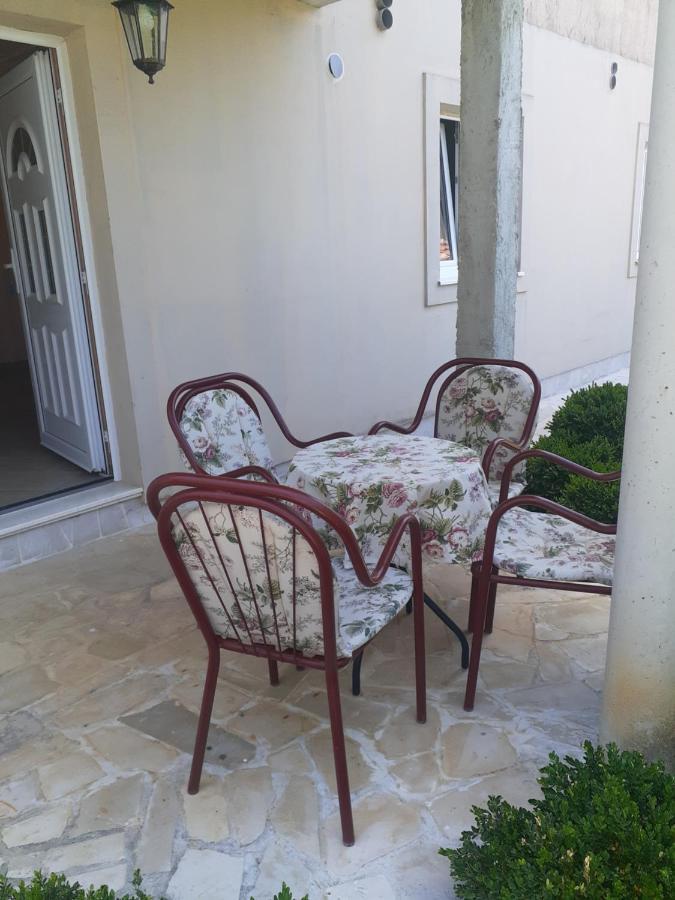 Apartmani Tanja Tivat Dış mekan fotoğraf