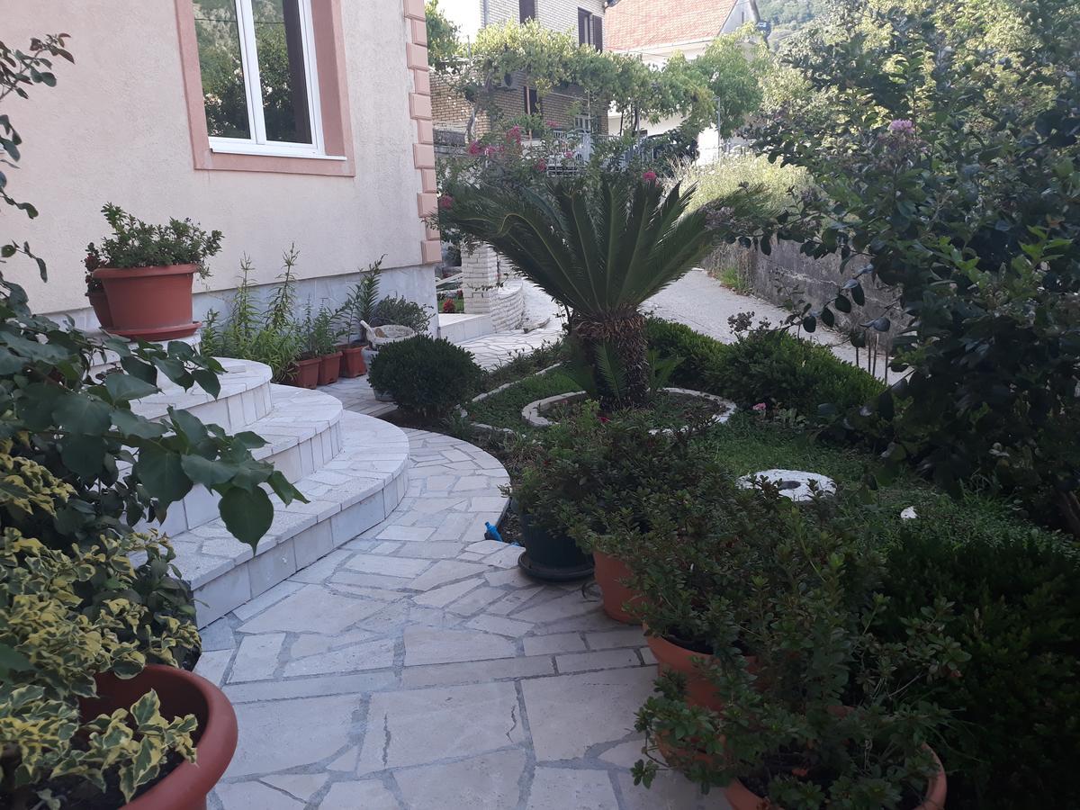 Apartmani Tanja Tivat Dış mekan fotoğraf
