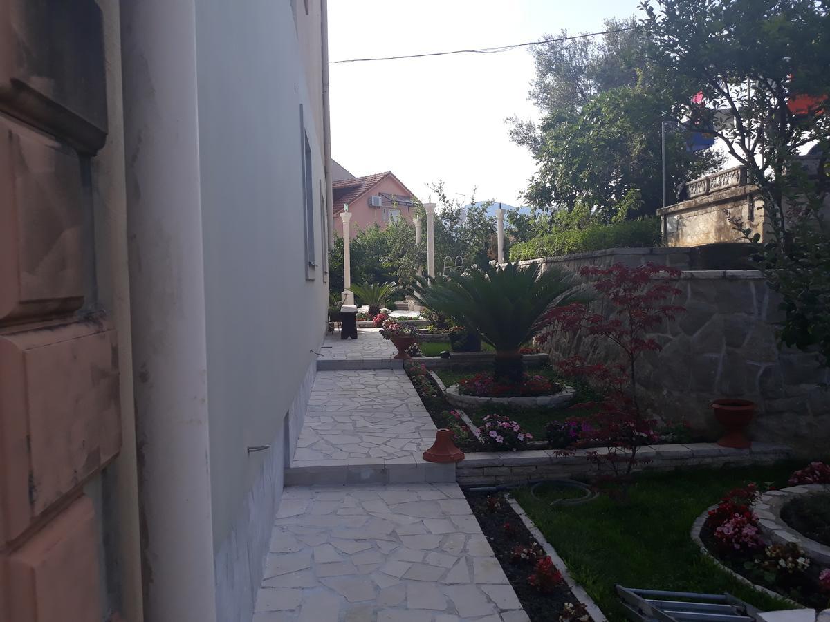 Apartmani Tanja Tivat Dış mekan fotoğraf